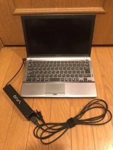 Adaptador de CA VAIO Tipo Z VGN Z91JS RAM 8 GB Sin disco duro Intel Core 2 Duo P9600 2,66 GHz - Imagen 1 de 4