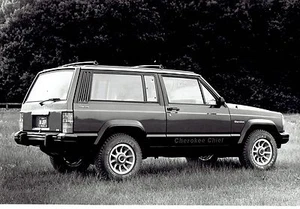 Original Foto des neuen Jeep Cherokee Chief 2-Türer SUV Modell 1984 - Bild 1 von 2