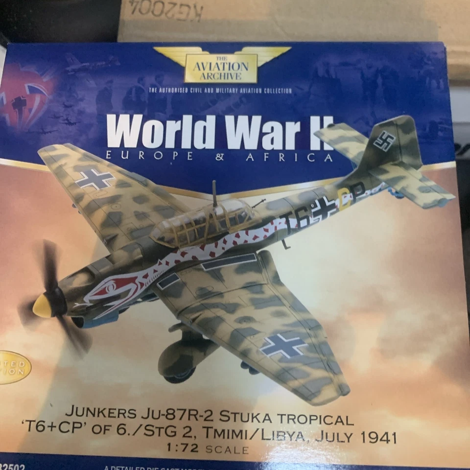 Corgi Aviation Junkers JU-87R-2 Stuka Tropical  T6+CP Of 6./Stg 2 AA32502 - Image 1 of 1