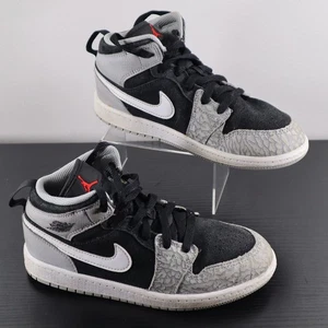 Air Jordan 1 Mid SE Basketball Shoes Sneakers Black Gray Kids 3Y - Picture 1 of 8
