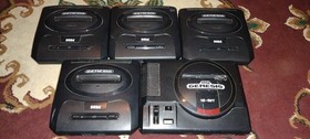 SEGA GENESIS MODEL 2 VIDEO GAME CONSOLE ONLY LOT OF 5 FOR PARTS READ DESCRIPTION