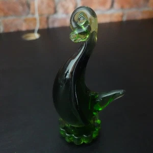 Green glass bird ornament – vintage style swan/duck figurine – used - Picture 1 of 7