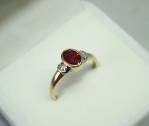 100% Genuine 9k Solid Yellow Gold  0.75CT Garnet & Diamonds Ring Size 6.75 or N - Picture 1 of 11