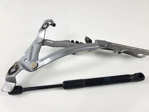 10-13 MAZDA 3 REAR TRUNK LEFT LH SIDE TAILGATE LIFT STRUT SUPPORT CYLINDER OEM - Picture 1 of 3