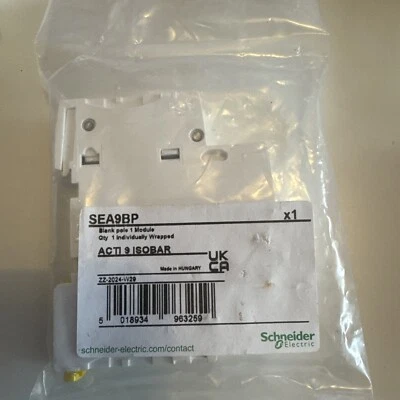 SCHNEIDER ELECTRIC 1 MODULE BLANK WAY POLE SEA9BP ACTI9 ISOBAR - Image 1 of 4