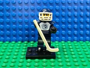 Lego Hockey Player Minifigure Series 4 Complete Collectible 8804 CMF HTF Lot 