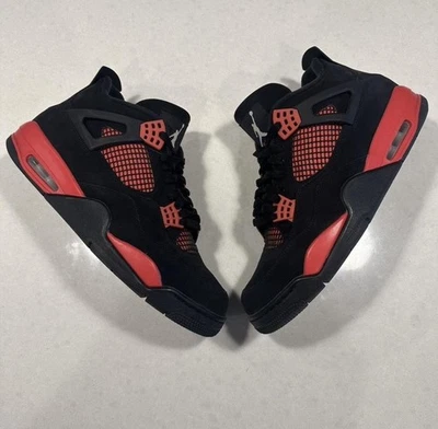 Jordan 4 Red Thunder Foto 1 de 4
