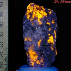 Fluorescent Scapolite Wernerite bright long wave mineral Grenville Canada 357ct - Picture 1 of 8