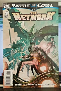 DC COMICS BATMAN BATTLE FOR THE COWL THE NETWORK #1 JULY 2009 - Picture 1 of 3