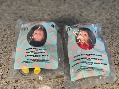 Bonecas Madame Alexander McDonalds 2004 Mickey e Minnie Mouse conjunto de 2 bonecas - Imagem 1 de 4