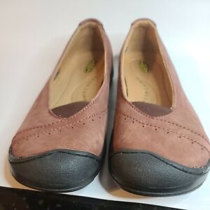 EUC Keen Rust colored slip on shoes Ladies 9.5 US, 40 EU, 7 UK