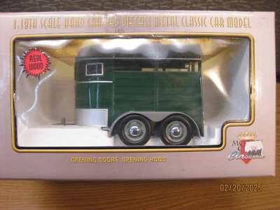 Remolque para caballos escala 1/18, verde, de Motor City Classics #94003 (madera real) Foto 1 de 4