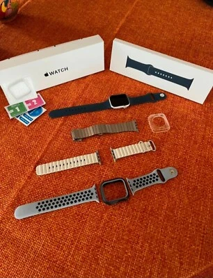 Apple Watch SE (2ª Generación, 2022) - 44mm- Negotiable Price - Imagen 1 de 4