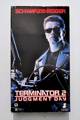 Terminator 2: Judgment Day VHS VCR Movie Tape Arnold Schwarzenegger 1991 - Image 1 of 4