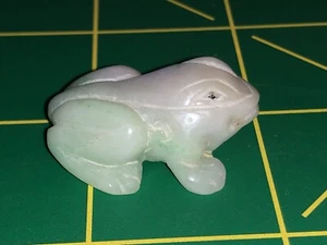 Antique Late 19th Century Carved Chinese Jade Frog Effigy / Fetish Pendant - Picture 1 of 10