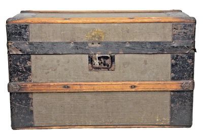 Antique Childs Steamer Trunk Doll Chest Humpback Lithograph w/ Tray Victorian - Image 1 of 4