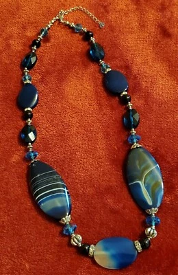 Collar de cobalto Park Lane - ágata azul genuino y cuentas de vidrio - RETIRADO - ¡BAJA DE PRECIO! Foto 1 de 4