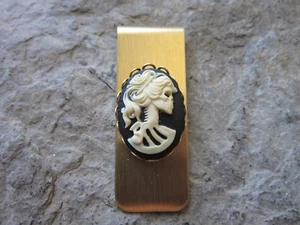 SKELETON WOMAN, SKULL CAMEO GOLD PLATED BRASS MONEY CLIP - FATHER'S DAY - Picture 1 of 2