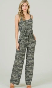 Women's Camouflage Flared Leg Jumpsuit Size Small - Picture 1 of 5