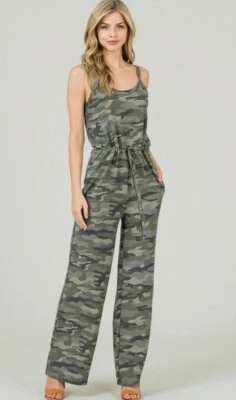 Mono para mujer camuflaje pierna acampanada talla pequeña Foto 1 de 4