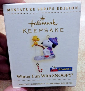 Hallmark 2006 Winter Fun with Snoopy Miniature Series Edition - Picture 1 of 5