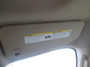 Parasol para pasajeros VIN J 11º dígito limitado compatible con 07-17 ACADIA 353232 - Imagen 1 de 3