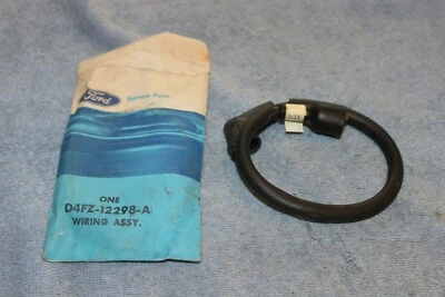 НОВЫЙ ИЗ СТАРЫХ ЗАПАСОВ 1974 FORD PINTO РАСПРЕДЕЛИТЕЛЬ ДЛЯ КАТУШКИ ПРОВОДА ВСЕХ 4 ЦИЛИНДРОВ ДВИГАТЕЛЕЙ - Изображение 1 из 4