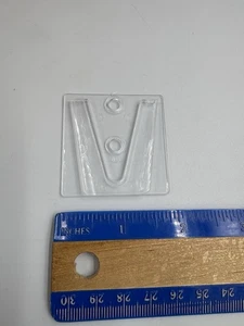 Box of 300 - 39007 Parapet Light Clips (P-Clips) for Christmas Holiday Lights - Picture 1 of 3