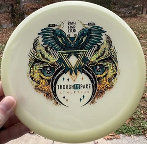 Disco de rango medio Thought Space Athletics Glow Pathfinder raro “Fly By Night” 177 g - Imagen 1 de 3