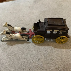 Vintage Cast Iron Stagecoach 2 Horses Toy Painted Metal Heavy 3 Pieces No Driver - Picture 1 of 11