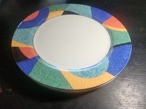 4 Victoria & Beale ACCENTS 9019 10¾" Dinner Plates Geometric - Picture 1 of 4