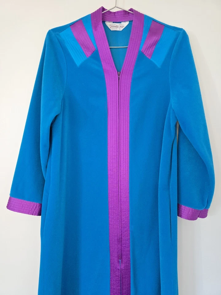 Винтажный Vanity Fair бархата длинный халат молнии дом пальто маленький синий бирюзовый фиолетовый  - Изображение 1 из 4