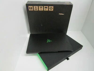 Razer Blade Pro 17 FHD 240Hz / Intel i7-9750H 16GB 512GB RTX 2080 Max Q 8GB - Image 1 of 4