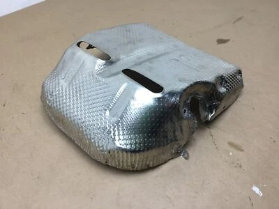 Placa de cubierta protectora térmica Mercedes GT 63 S AMG X290 2019 4,0 L 18-21 $2 Foto 1 de 4