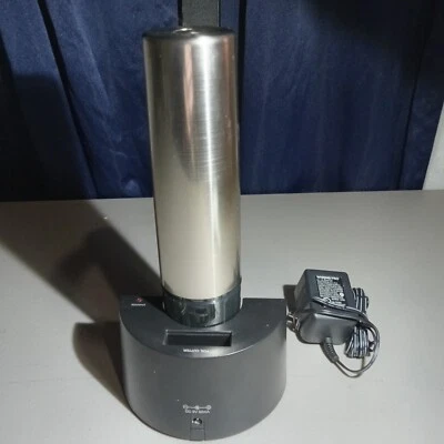 Abridor de corcho de vino inalámbrico Waring Pro modelo WO40 con cargador funciona muy bien Foto 1 de 3