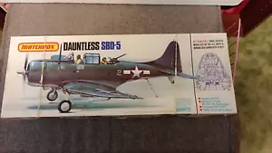 MATCHBOX PK-503 DOUGLAS DAUNTLESS SBD-5 MASSSTAB 1/32 - Bild 1 von 11