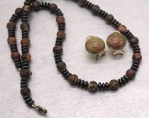 Vintage Steinkette Hämatitscheiben & runde Steinperlen mit ähnlichen Ohrringen - Bild 1 von 8