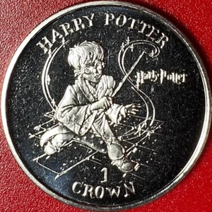 2001 ISLE OF MAN 1 CROWN "HARRY POTTER MAGIC WAND" CASTING A SPELL (not silver) - Picture 1 of 5