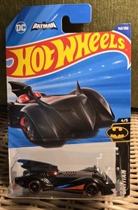 Hot Wheels Batmobile - Picture 1 of 5