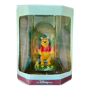 Pooh Winnie The Pooh & The Honey Tree 1966 Tiny Kingdom Figurine - Picture 1 of 2