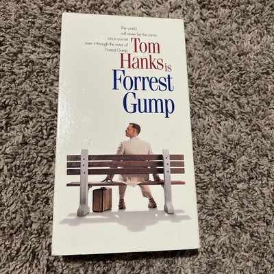 Tom Hanks is Forrest Gump - VHS Movie - 1995, Robert Zemeckis           -V - Image 1 of 3