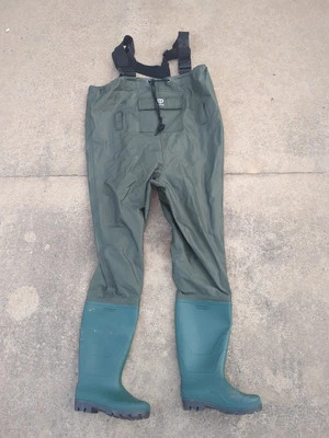 Tidewe Women’s Boot Foot Green PVC Chest Waders Fishing Hunting  Size 5 - Image 1 of 4