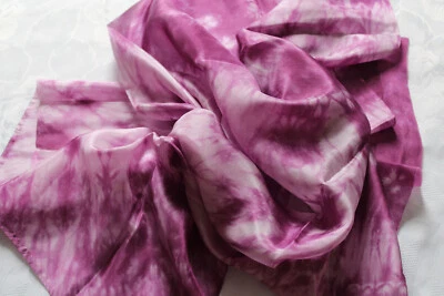 Seidenstoff violett handgefärbt Batik Stoff Seide 95 x 90 cm Handarbeit - Bild 1 von 4