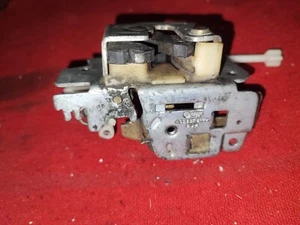 Genuine Audi 100/200 Front Door Lock DX 433837016A - Picture 1 of 2