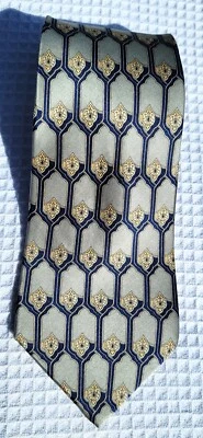 Corbata para hombre Gianfranco Ruffini 4" de ancho 100 % seda italiana Foto 1 de 4