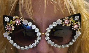 New Clear Crystal Jeweled Fashion Sunglasses FLOWERS DARK Made With Swarovski - Picture 1 of 4