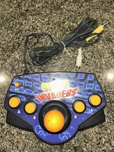 VINTAGE RADICA SPACE INVADERS PLUG N PLAY TV VIDEO GAME, WORKING, LIGHTLY USED! - Picture 1 of 3
