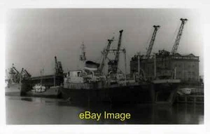 Ship Photo - Fairtry III LH371 Leith Cargo c1950's - Picture 1 of 1
