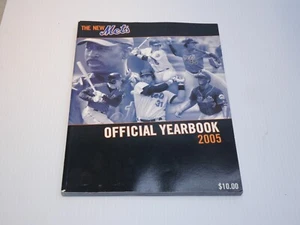 MLB New York Mets 2005 Yearbook, Paperback - Picture 1 of 3