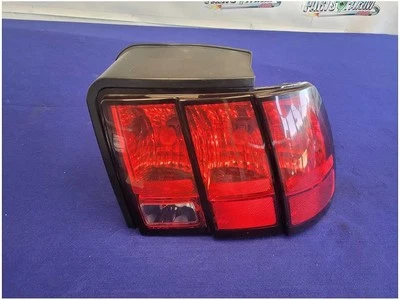 1999-2004 Ford Mustang GT Passenger Rear Taillight Lamp Light Lens Brake 2675 - Image 1 of 4